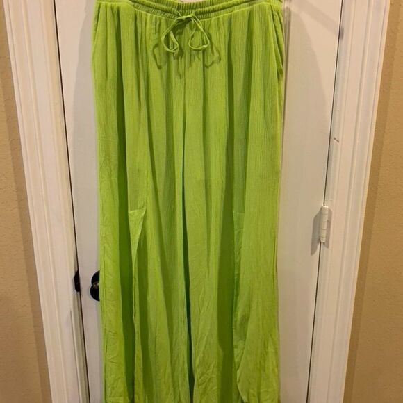 - Hailey Lyn 2 Piece Casual Pant Suit - Picture 4 of 8